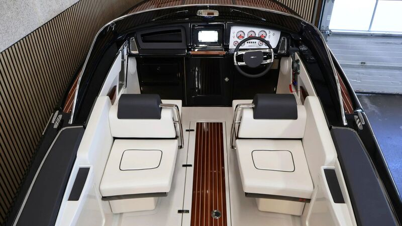RIVA ISEO 27 